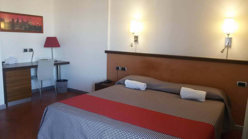 Hotel Bed&Business San Giovanni Teatino Exterior photo